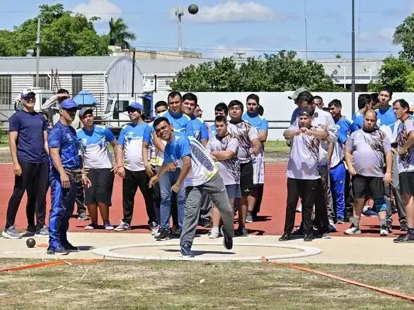 El Atletismo Adaptado cerró su
competencia en el Parque Acuático