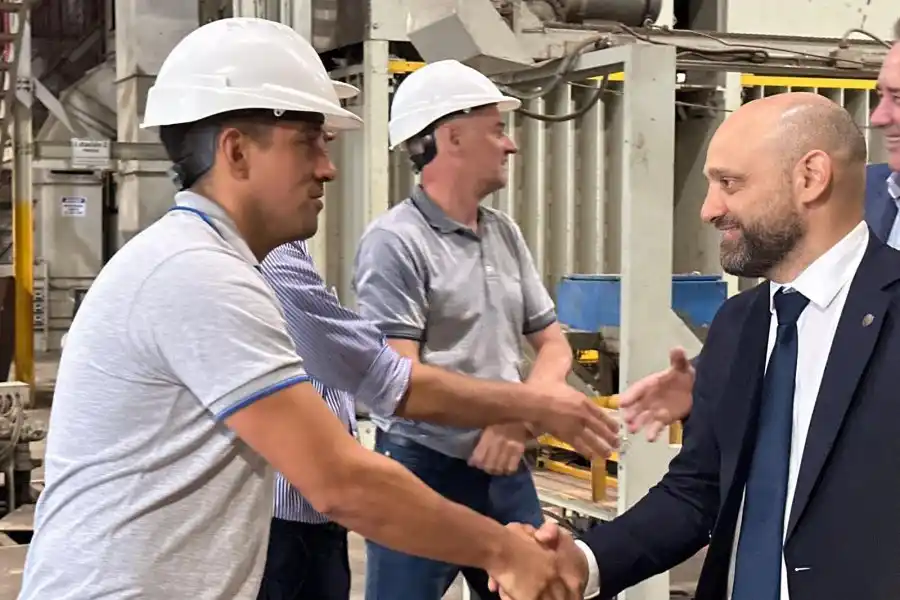 “Nuestro mandato es defender a la producción y la industria santafesina”