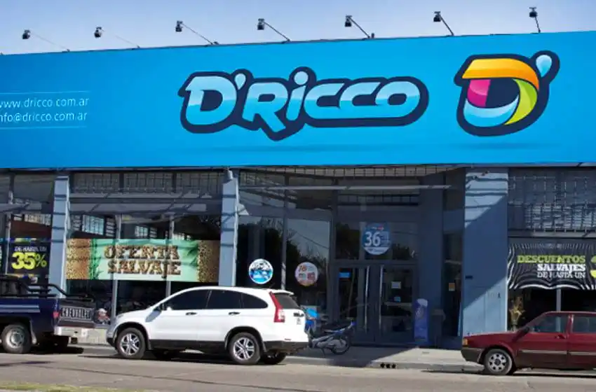 Escruche en un comercio de artículos del hogar: provocaron destrozos, robaron y huyeron en moto