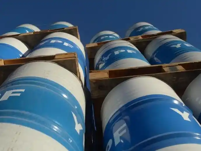 Petróleo: el barril de crudo y la suba pueden afectar la economía local