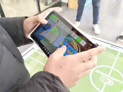 Equipos de Clubes Digitales preparan la defensa 
de sus proyectos en el concurso de Samsung