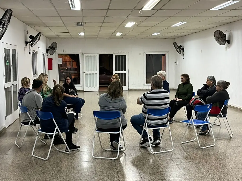 Reunión con vecinos del barrio Belgrano