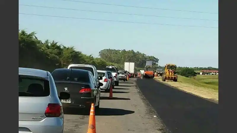 Choque en cadena en la autopista Rosario-Santa Fe