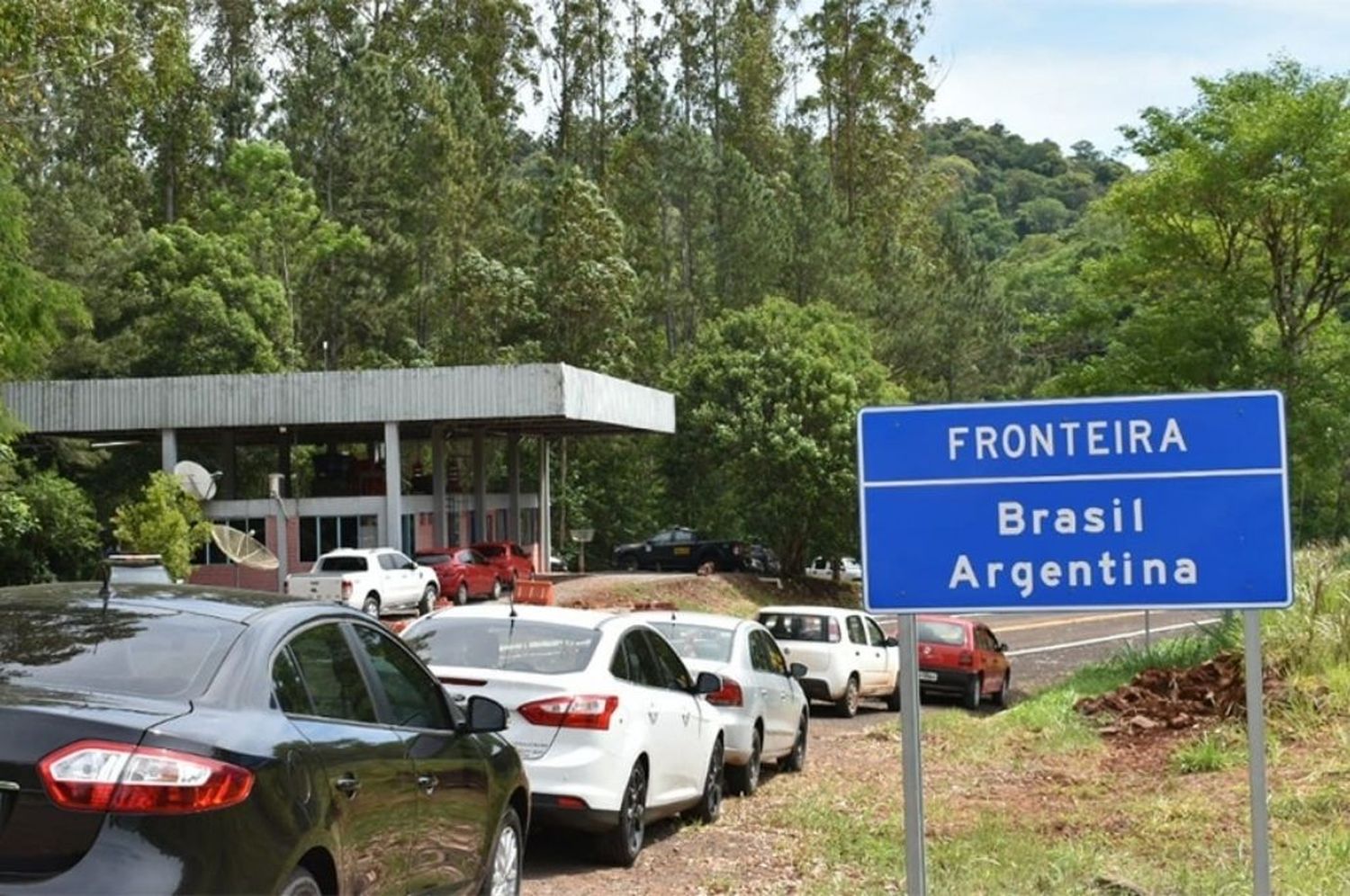 Se habilitarán las fronteras terrestres para el ingreso de turistas