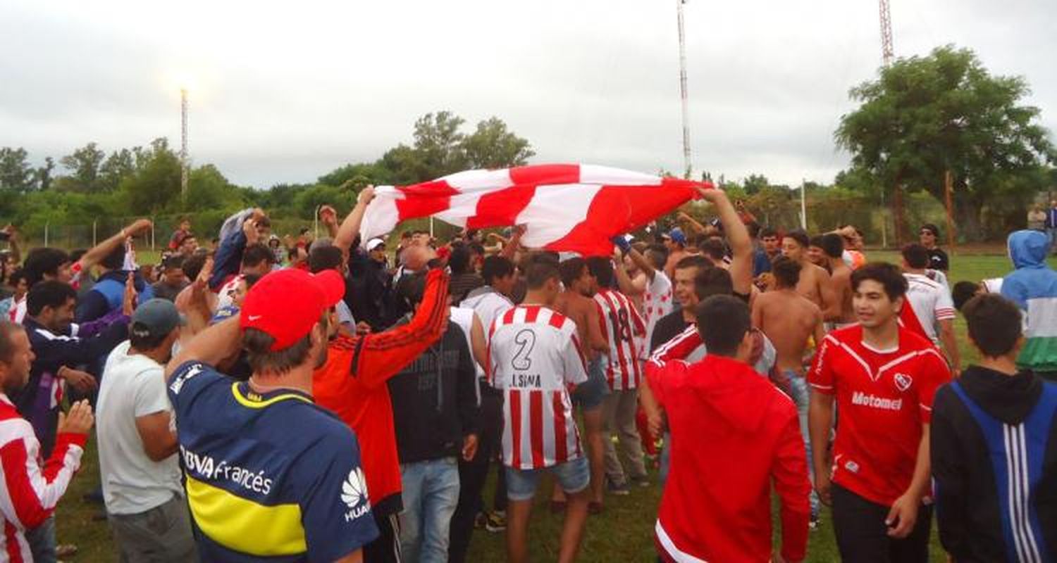 Deportivo Alsina gritó campeón por primera vez