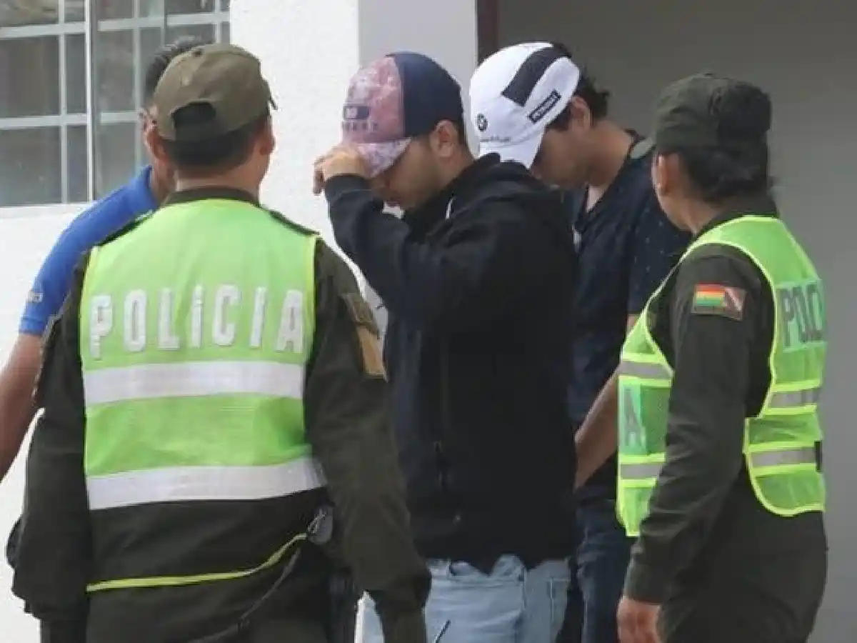  Protestas en Bolivia por violación grupal de una joven de 18 años