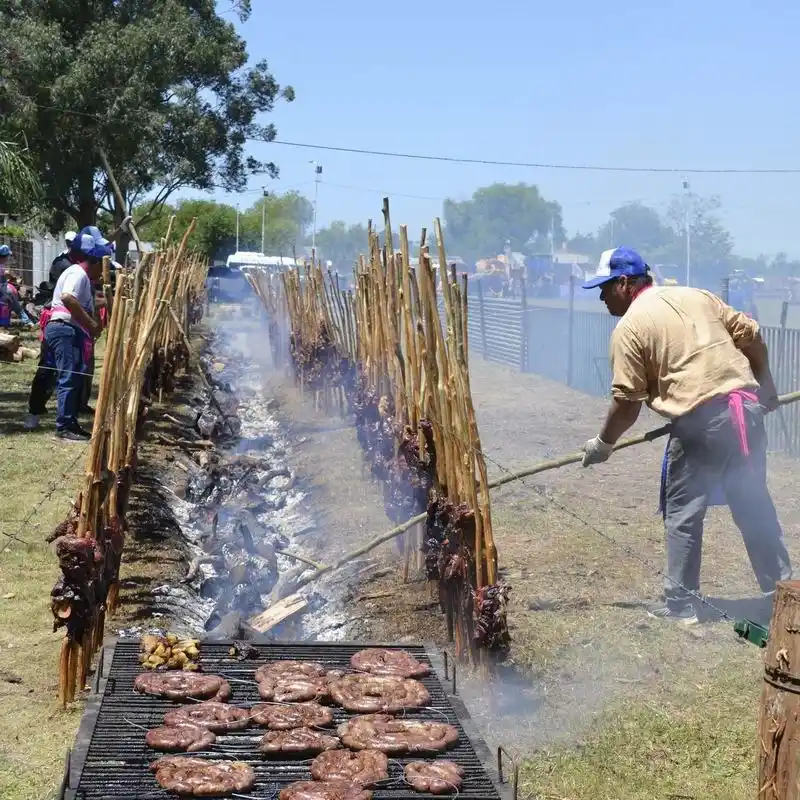 En Villa Escolar ultiman los detalles para 
celebrar el 90.º aniversario de la localidad