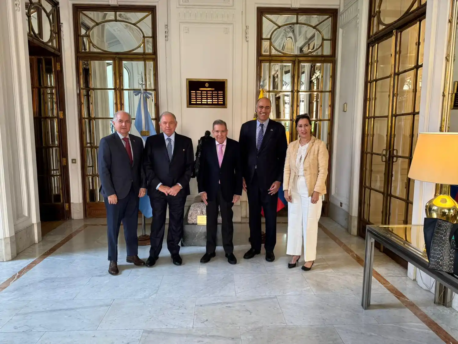 Edmundo González se reunió  con el canciller de Argentina en Madrid (+Detalles)