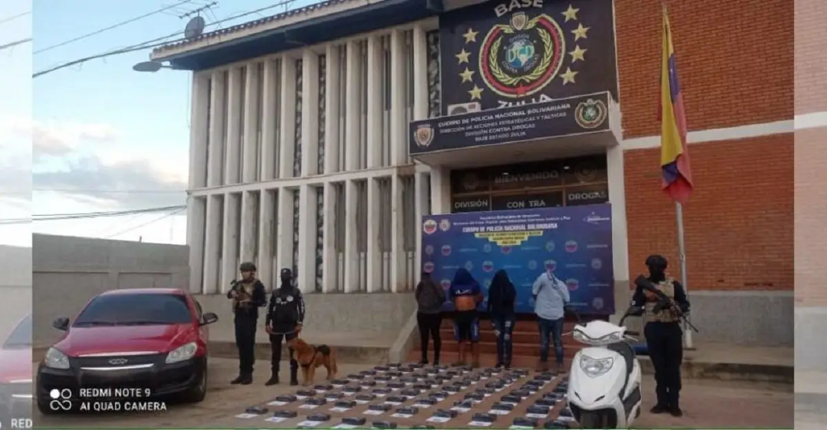 ¡TIROTEO ENTRE POLICÍAS DEJA UN HERIDO! PRESOS 4 detectives del CICPC con una carga de coca