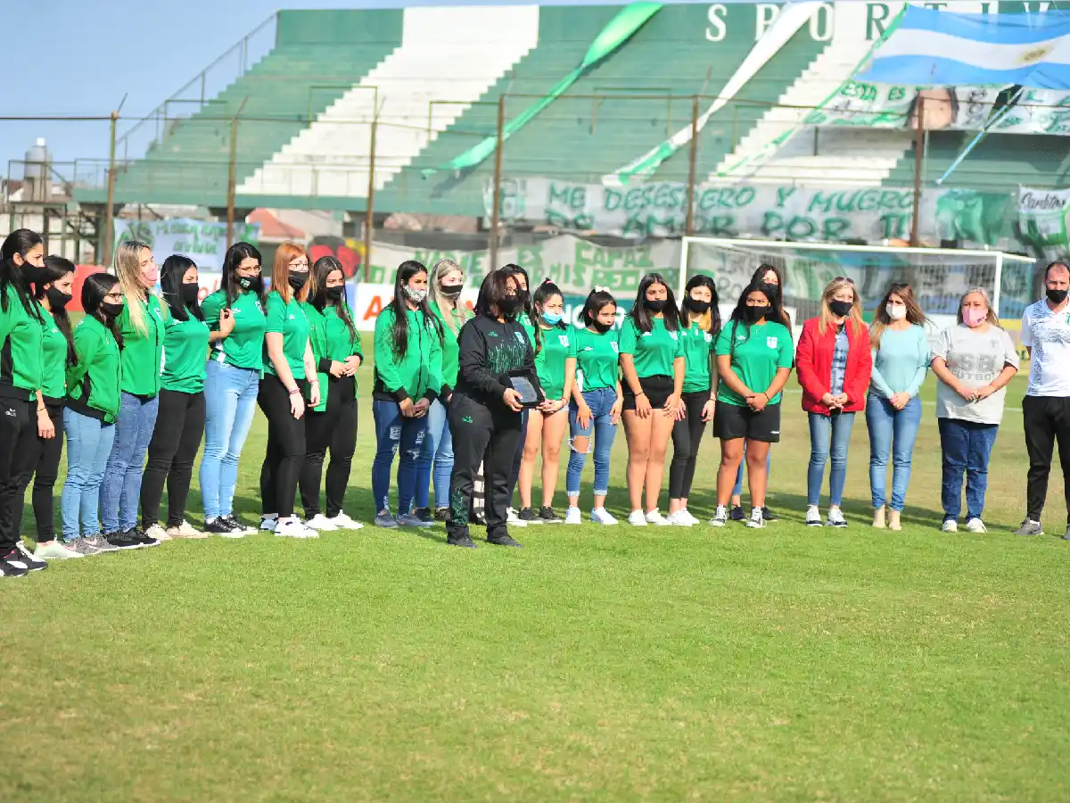 Agasajo en el Día de la Futbolista