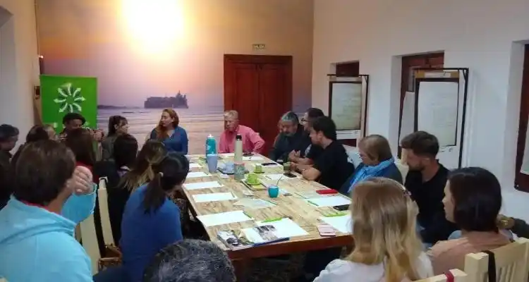 Programa de paquetes para escapadas, encuentro con prestadores y una interna en Turismo