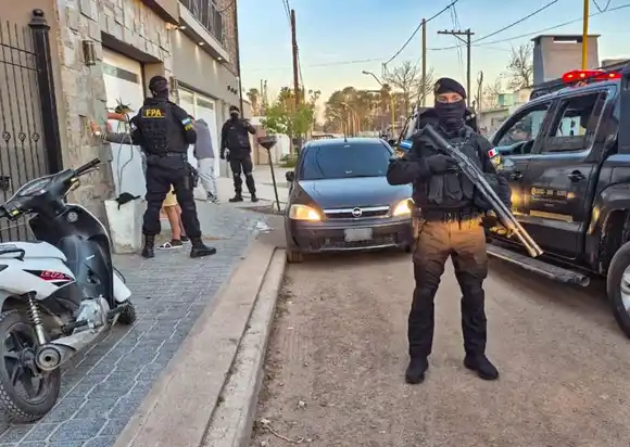 Operativo interfuerzas en la región: secuestraron 500 dosis de cocaína y detuvieron a cinco personas