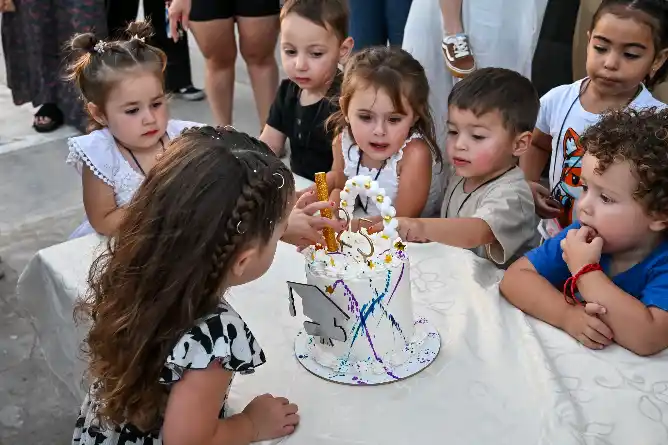 Fiesta de egreso de niños y niñas del EPI del barrio 30 de Mayo