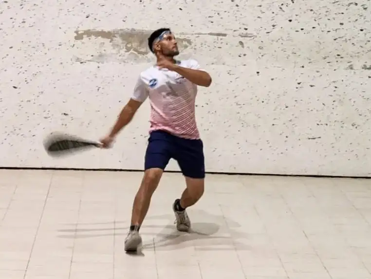 Ulises Padilla se prepara para el Mundial de pelota paleta y busca apoyo para continuar su camino deportivo