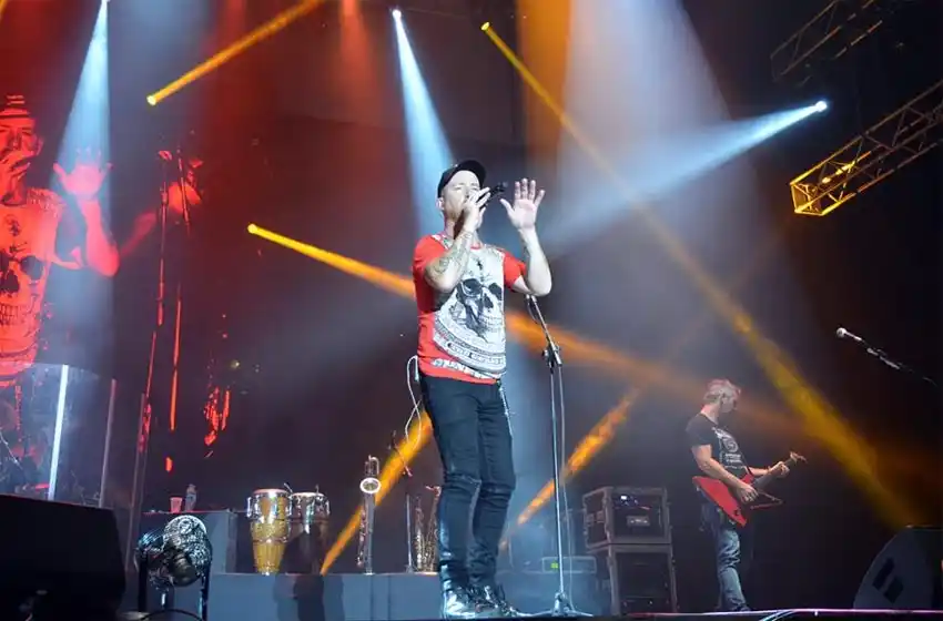 A puro rock: La Beriso festejó sus 20 años en el salón Metropolitano