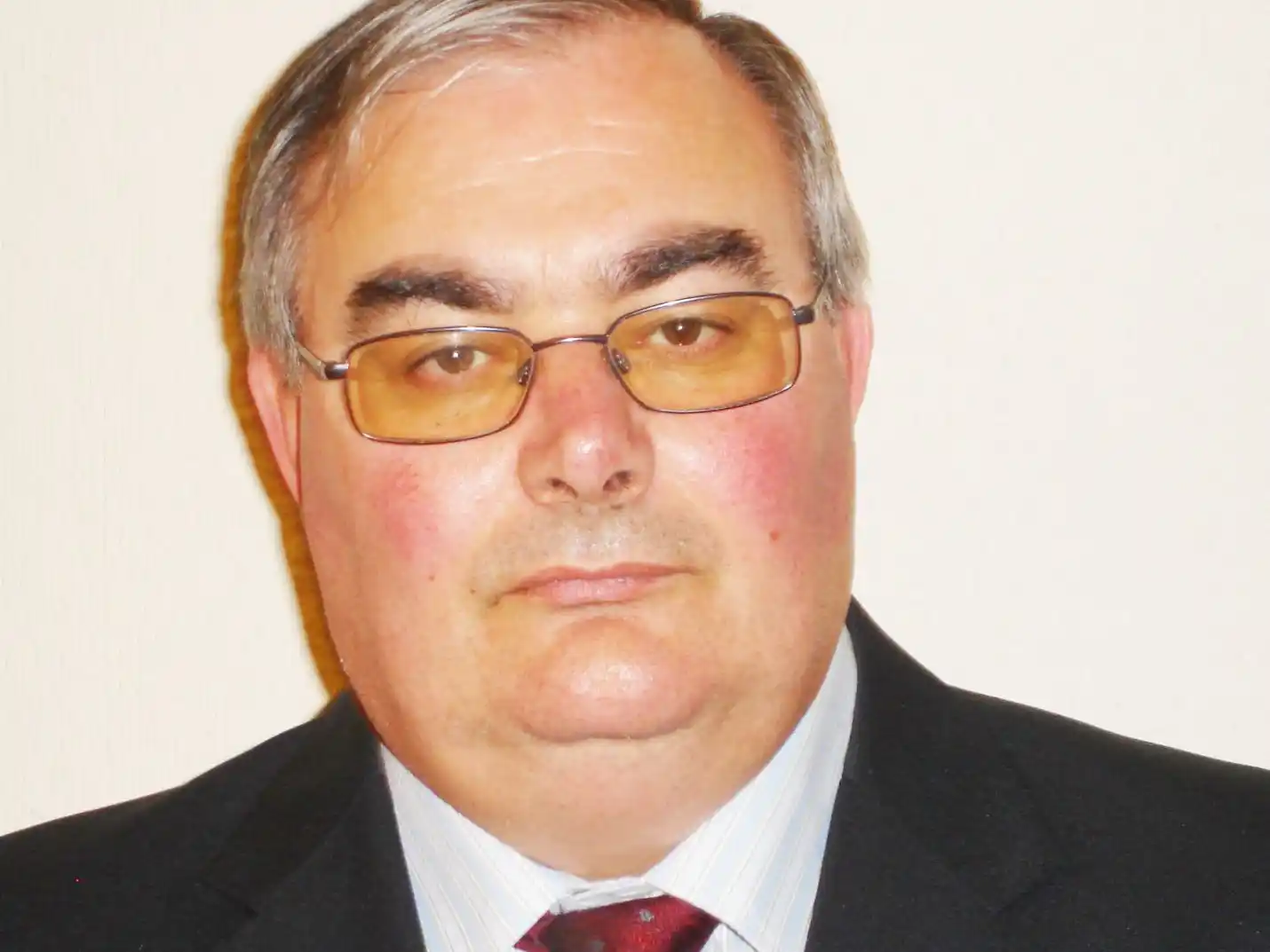 Víctor CORCOBA HERRERO/ Escritor
corcoba@telefonica.net