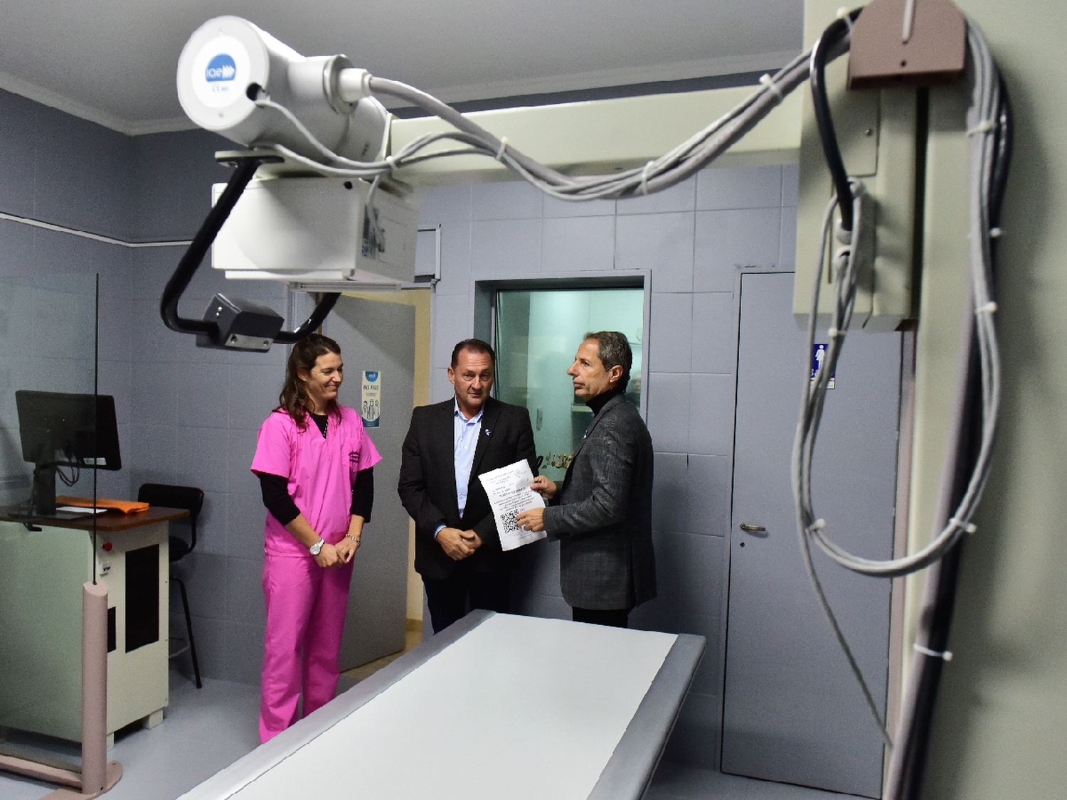 Presentaron nuevo equipo de rayos para la Asistencia Pública