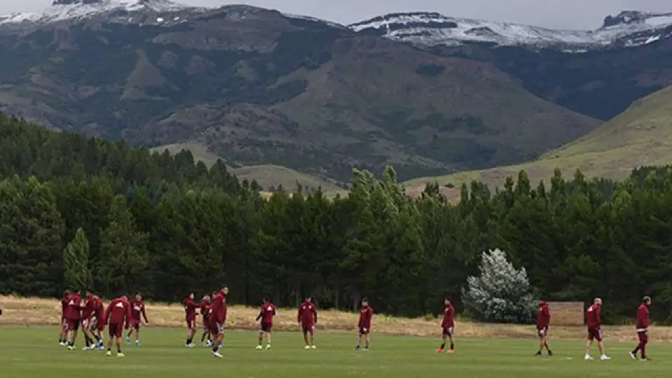 River confirmó los casos de Covid-19: los contagiados no irán a la pretemporada