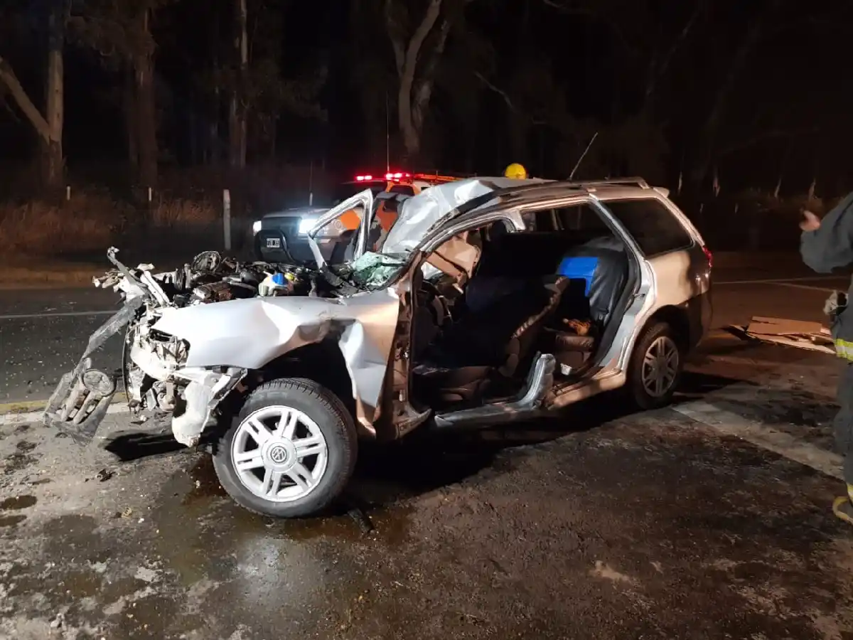 Automovilista herido al chocar con un camión en cercanías de El Fuertecito