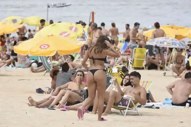 En La Florida defienden el topless
