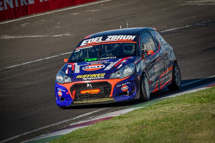 AGUSTIN BONOMO PILOTO CLASE 2 TURISMO NACIONAL - 1