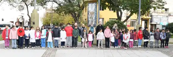 Alumnos de la escuela “República Oriental del Uruguay” participaron del programa “Concordia por la Patria”