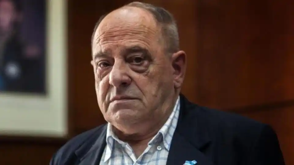 Tribunal de Cuentas de la Provincia sancionó y multó al Intendente de Mar del Plata Carlos Arroyo