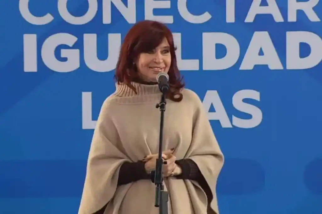Cristina Fernández y Kicillof entregaron 10.000 computadoras del Plan Conectar Igualdad