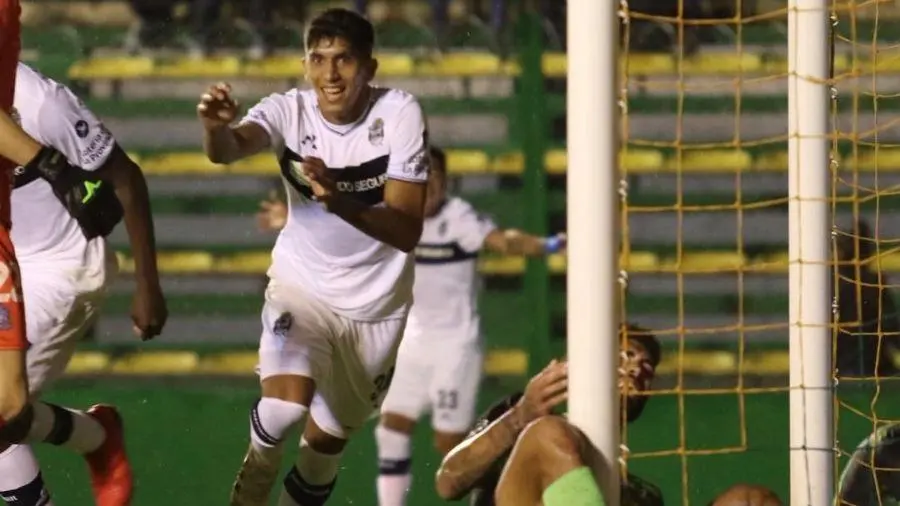 Gimnasia venció a Defensa y Justicia y accedió a los cuartos de final