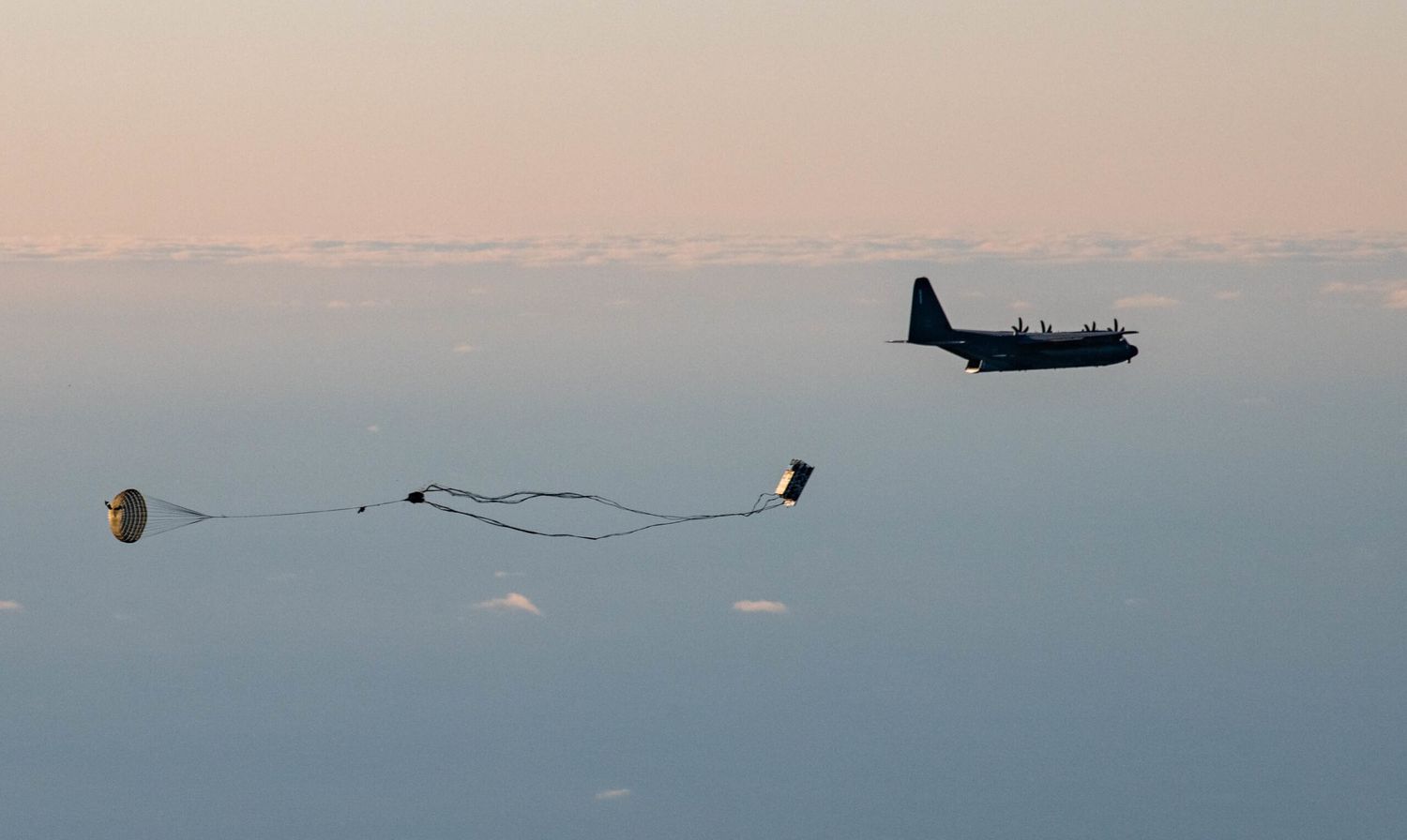 Near Russia, the USAF tested the launch of cruise missiles from a C-130