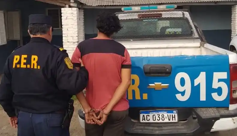 Atacó a su pareja, le tiró agua hirviendo y fue detenido