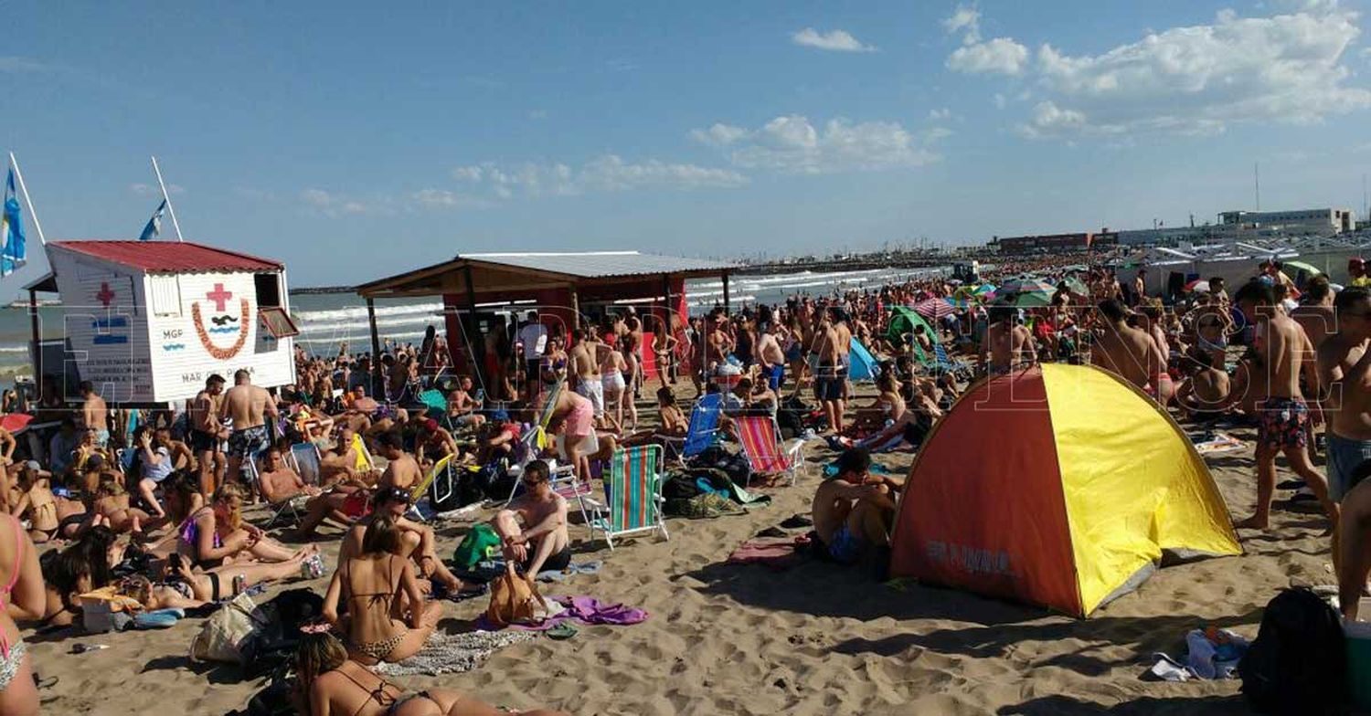 La temperatura superó los 30 °C y por la noche llegará la lluvia