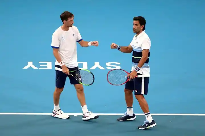El tandilense González aportó en la victoria del dobles de Argentina en la ATP Cup