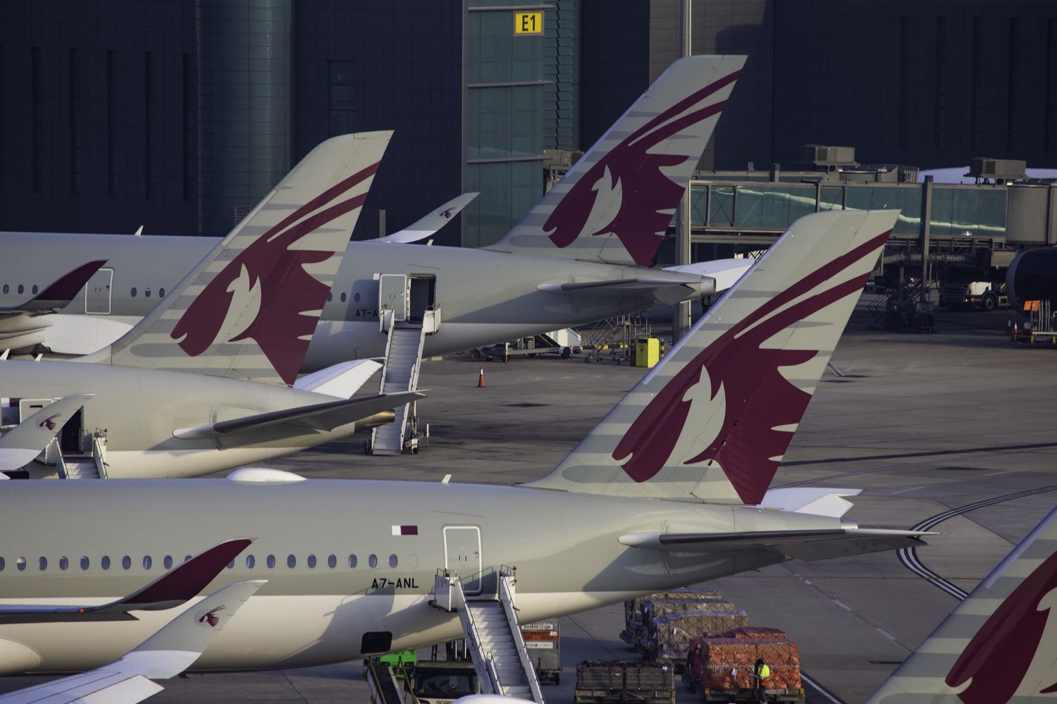 Qatar Airways elegiría al Boeing 777X carguero tras los problemas con el A350