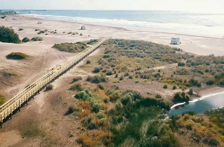 Equiparán las playas públicas del Puerto y habrá un corredor hasta Punta Mogotes