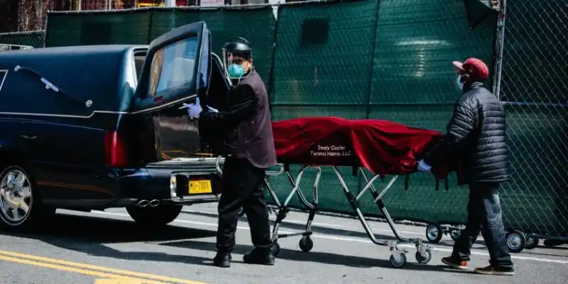 COVID-19 en EE.UU: Más 231.400 muertos y 9,28 millones de casos