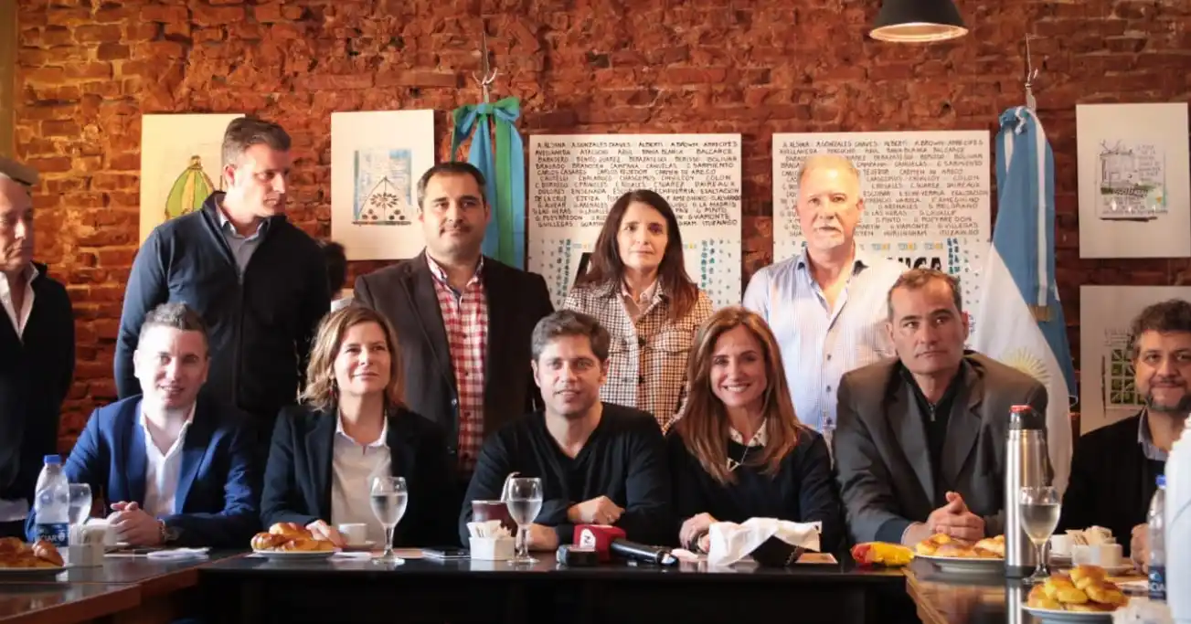 "Abrís el horno y te aparece Vidal": Kicillof cuestionó el gasto en publicidad de campaña
