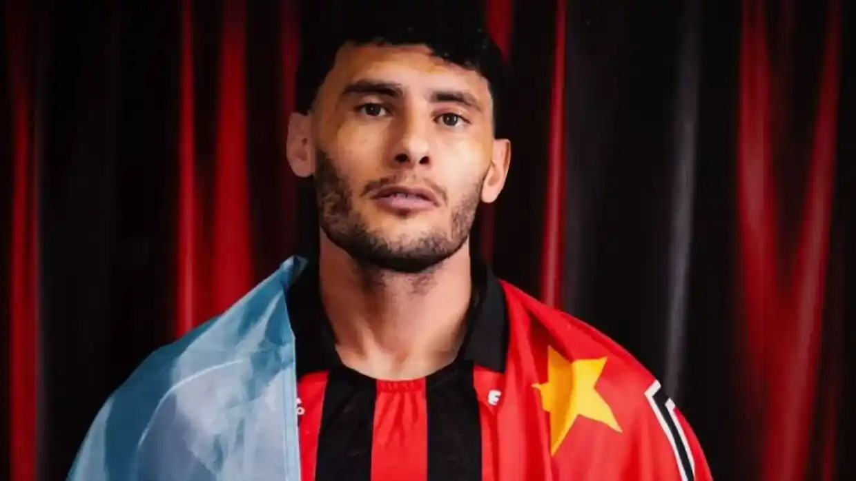 “Emma” Martínez jugó los 90’ en el empate de Vitória ante Corinthians