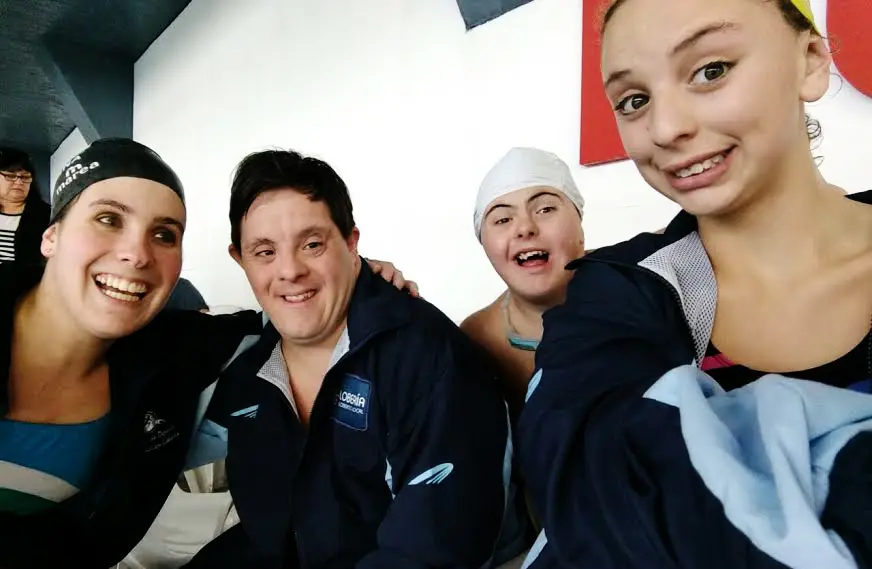 LOBERÍA: Torneo de natación adaptada