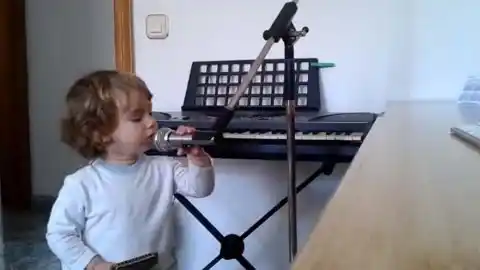 Tiene dos años y el sentimiento del blues lo lleva en el alma