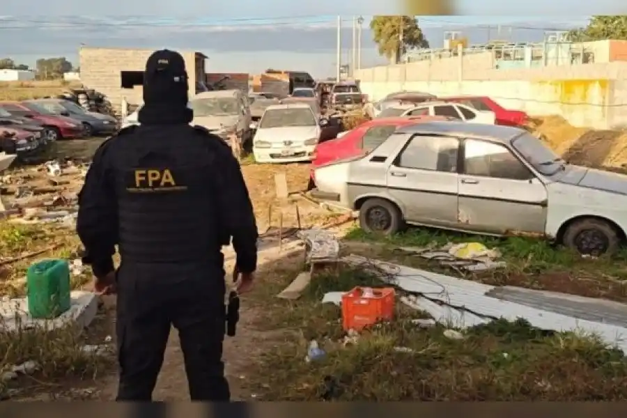 Dirigía una banda de venta de cocaína desde un desarmadero en el interior de Córdoba