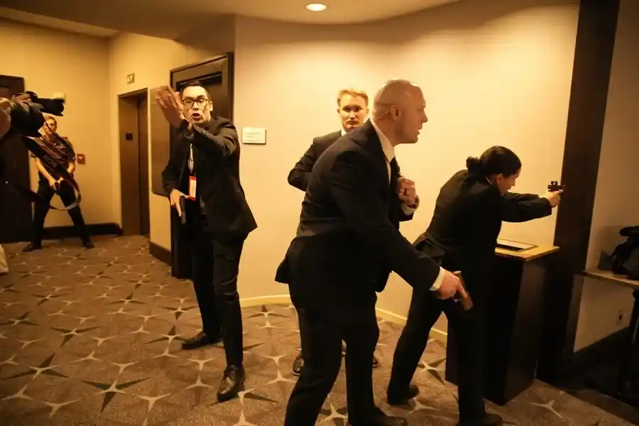 Reacción de las autoridades ante un tiroteo en la Cena de Corresponsales de la Casa Blanca. EFE