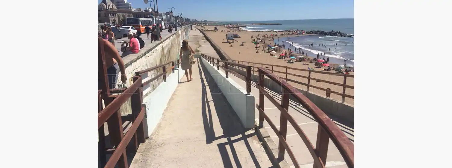 Elaboran otro proyecto para mejorar el acceso a playa de discapacidad