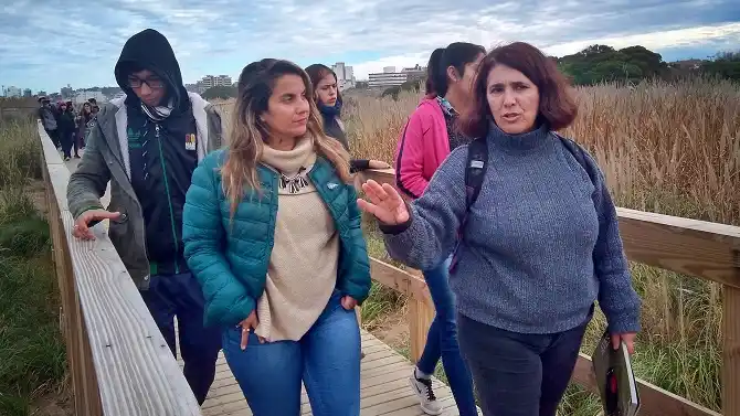 Recorrida turística del grupo Envión por la ciudad