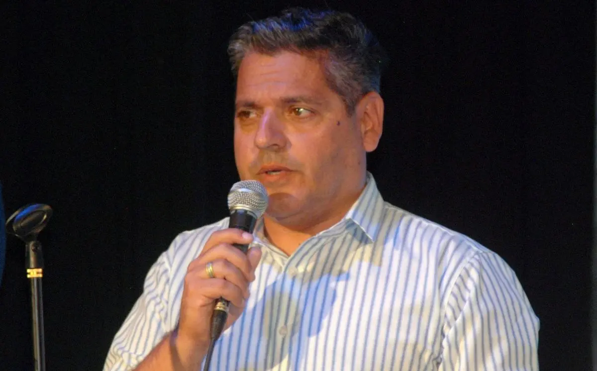 Pablo Nosek durante el debate realizado en el Teatro Municipal