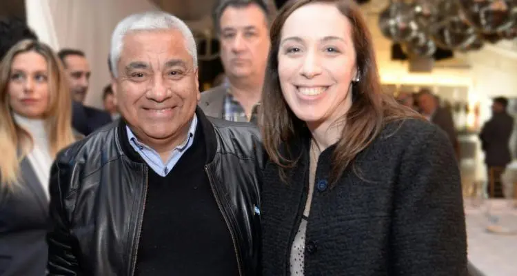 Para cumplir con los compromisos,  la mano entra en la caja de los fondos afectados