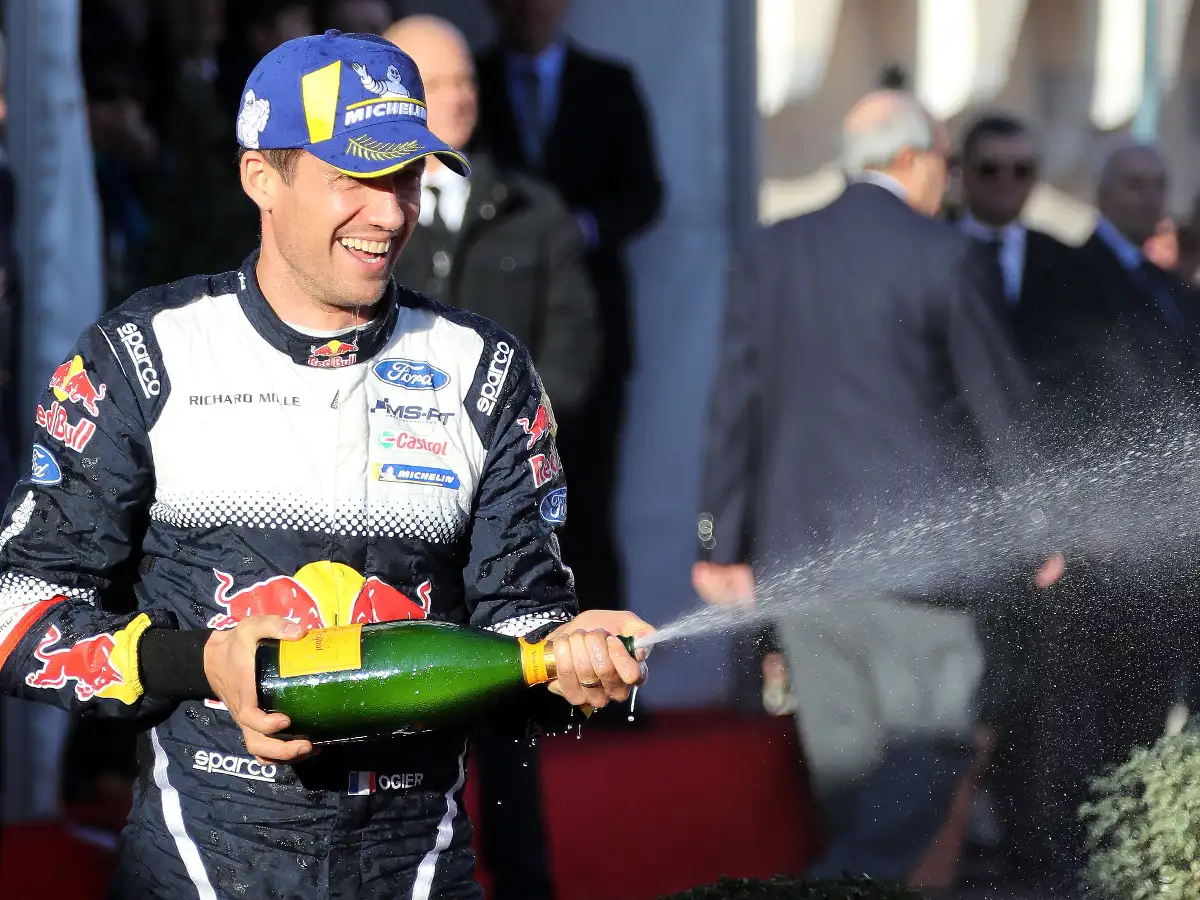 Ogier arrancó el año festejando
