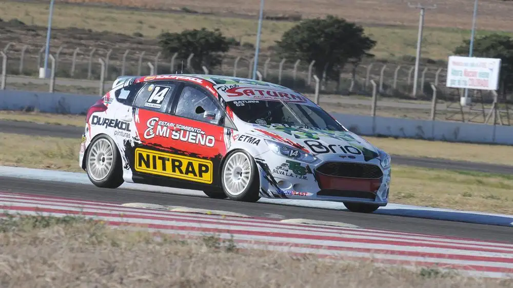 TURISMO NACIONAL: En La Plata, Saturni se  llevó la final de Clase 3