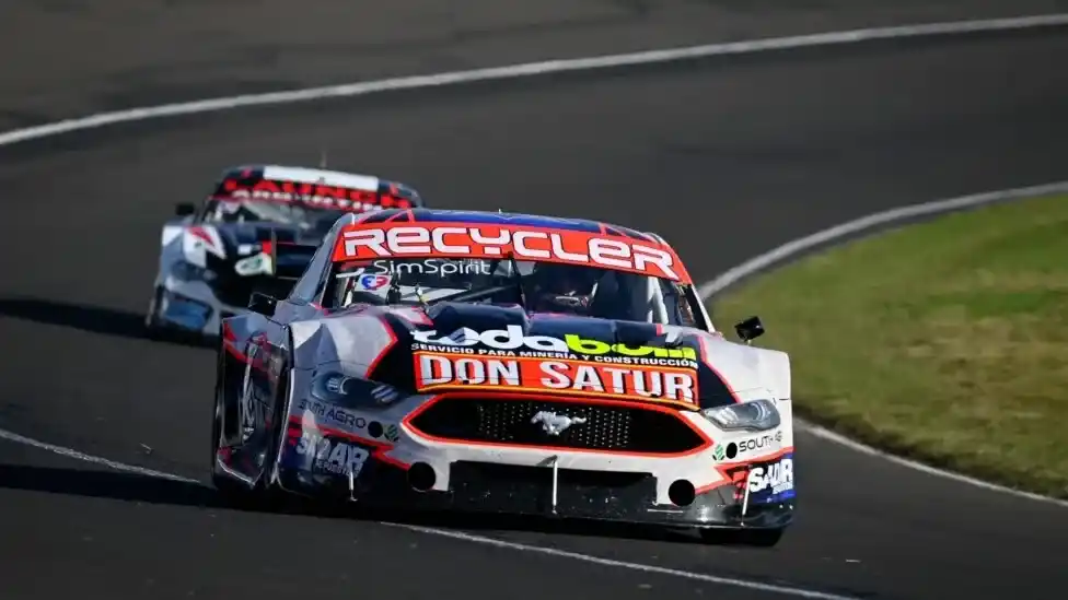 Nicanor Santilli Pazos (Ford Mustang)
