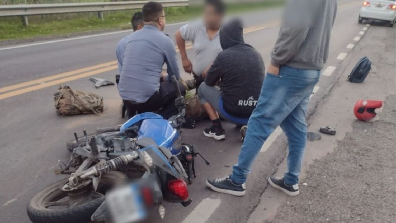 Reconquista: un motocicleta derrapó sobre la Ruta 11